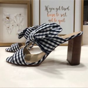 Ann Taylor gingham sandals mules - like new!